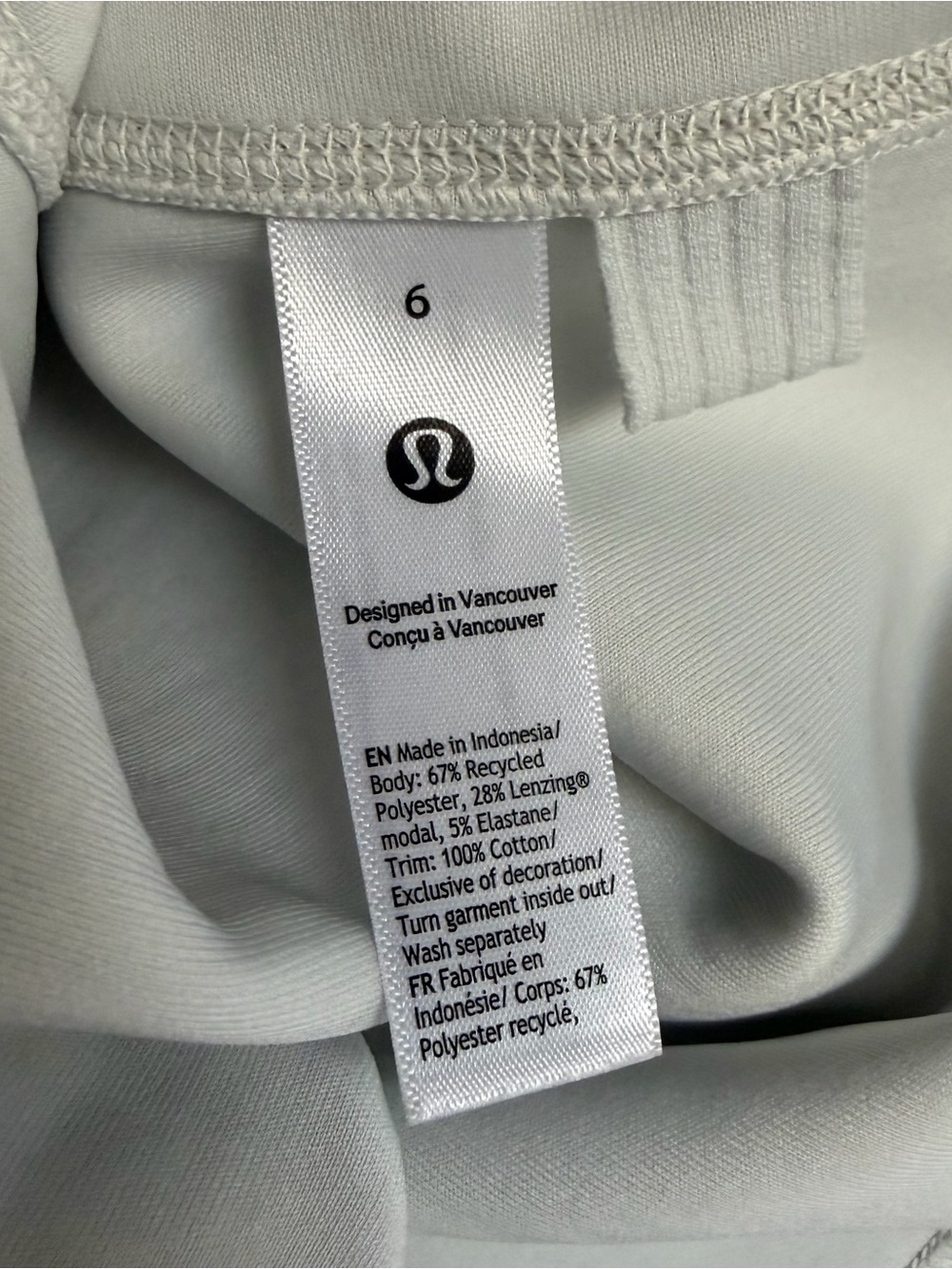 lululemon White Ribbed Softstream Cropped Tank Top size 6 - Picture 7 of 7